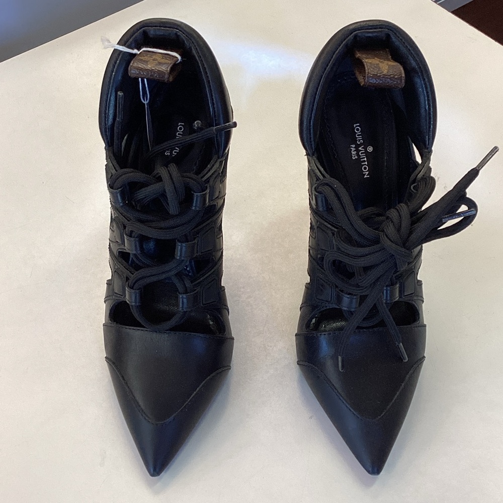 Louis Vuitton Black Lace-Up Pointed Toe Boots